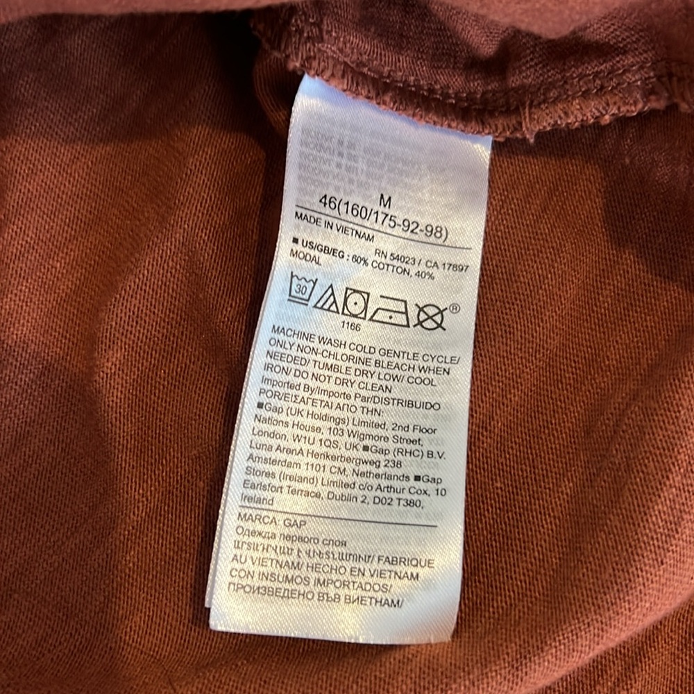 Gap Button Up Long Sleeve Tee - image 4